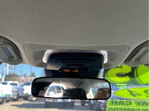 Used 2024 Toyota Corolla LE image 19