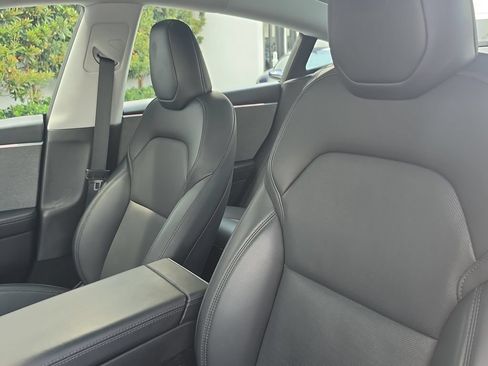 Used 2025 Tesla Model 3 Long Range RWD image 16
