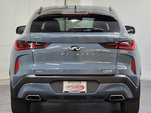 Used 2023 INFINITI QX55 Luxe w/ Cargo Package image 6