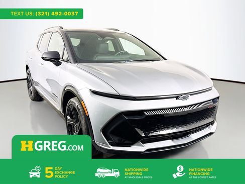 Used 2025 Chevrolet Equinox EV RS w/ Convenience Package II image 1