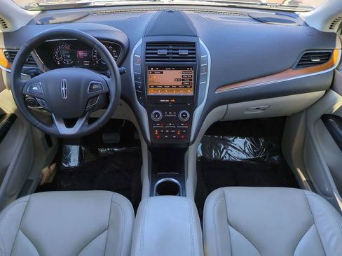 Used 2019 Lincoln MKC Select w/ Select Plus Package image 15