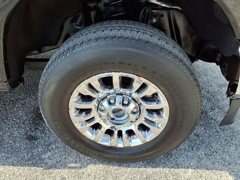 Used 2022 Ford F250 XLT w/ XLT Premium Package image 9