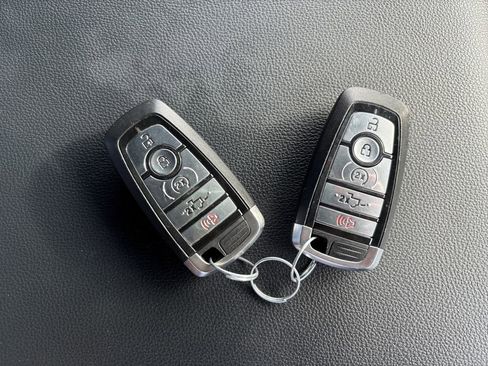 Used 2022 Ford F150 XLT w/ Equipment Group 302A High image 33