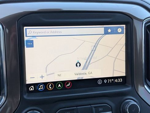 Used 2020 Chevrolet Silverado 1500 High Country image 17