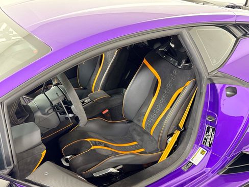 Used 2023 Lamborghini Huracan Tecnica RWD image 14