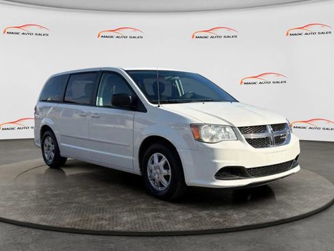 Used 2012 Dodge Grand Caravan SE FWD image 3