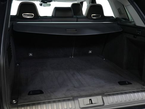 Used 2022 Land Rover Range Rover Sport SVR image 53