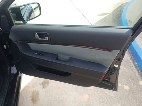 Used 2009 Mitsubishi Galant image 16