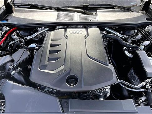 Used 2025 Audi A5 2.0T Premium Plus Sedan w/ Premium Plus image 9