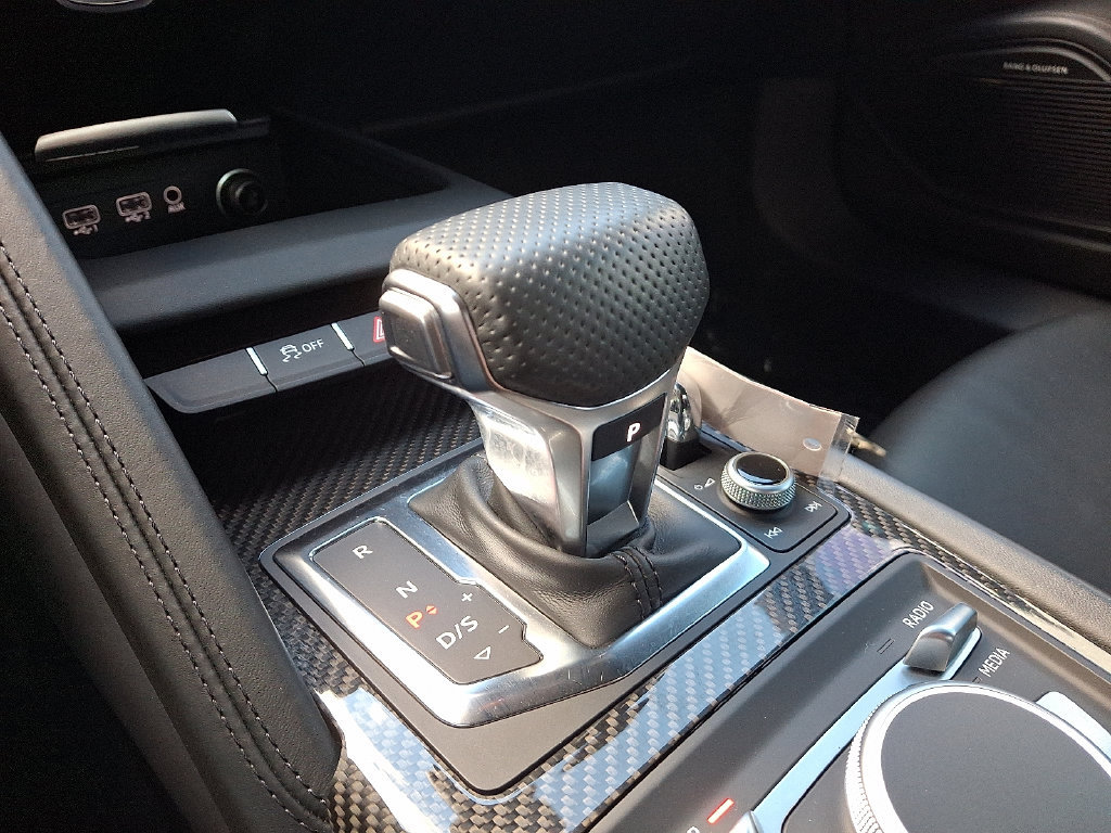 Used 2018 Audi R8 V10 plus AWD/4WD image 13