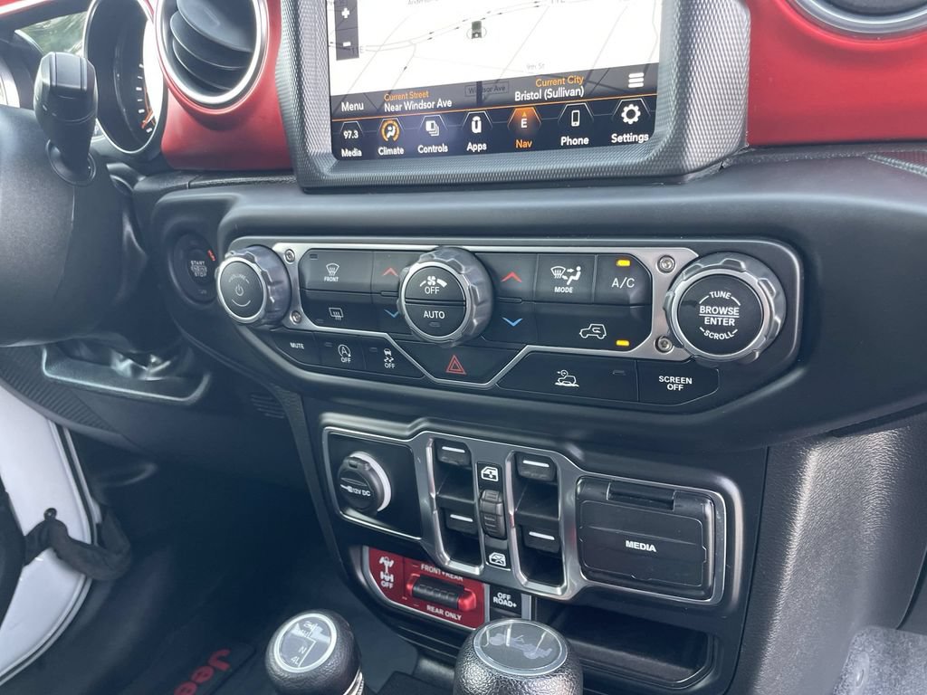 Used 2023 Jeep Wrangler Unlimited Rubicon AWD/4WD image 28