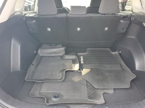 Used 2020 Toyota RAV4 LE w/ All Weather Liner Package AWD/4WD image 8