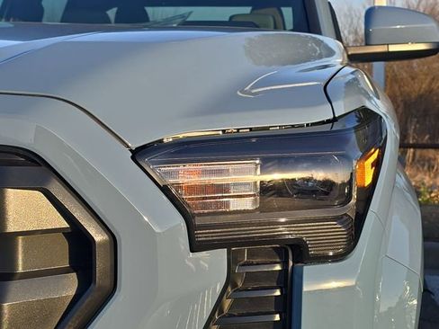 New 2026 Toyota Tacoma SR5 image 30
