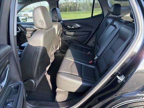 Used 2024 GMC Terrain SLT AWD/4WD image 26
