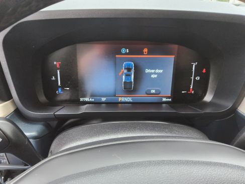 Used 2025 Ford Maverick Lariat w/ 4K Tow Package AWD/4WD image 14