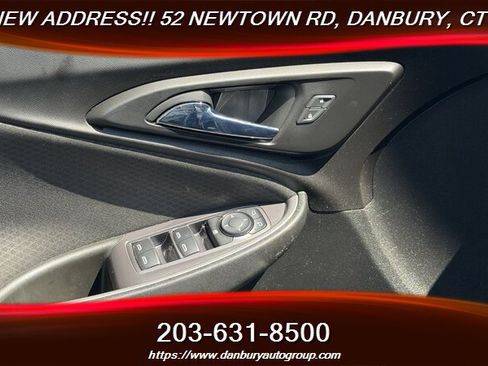 Used 2019 Chevrolet Malibu RS FWD image 12