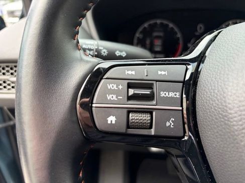 Used 2025 Honda HR-V Sport image 21