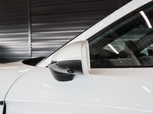 New 2026 Porsche Taycan image 25