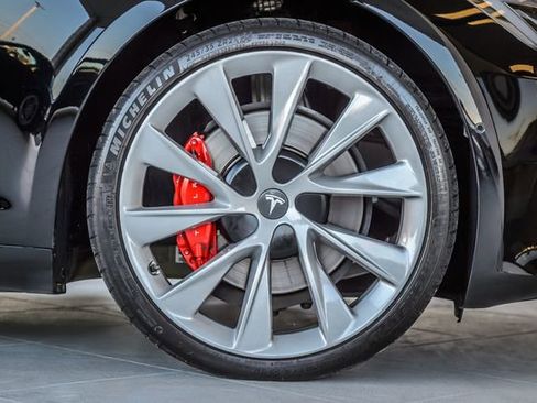 Used 2021 Tesla Model S Performance image 16