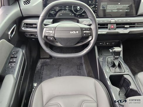 Used 2025 Kia K4 EX image 14