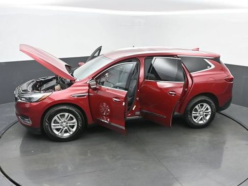 Used 2018 Buick Enclave Essence w/ Trailering Package AWD/4WD image 63