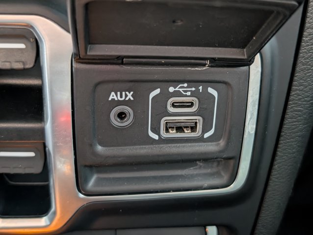 Used 2021 Jeep Wrangler Unlimited Rubicon AWD/4WD image 21