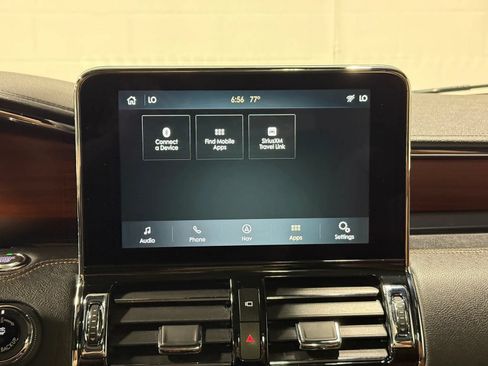 Used 2021 Lincoln Navigator Reserve w/ Luxury Package AWD/4WD image 40