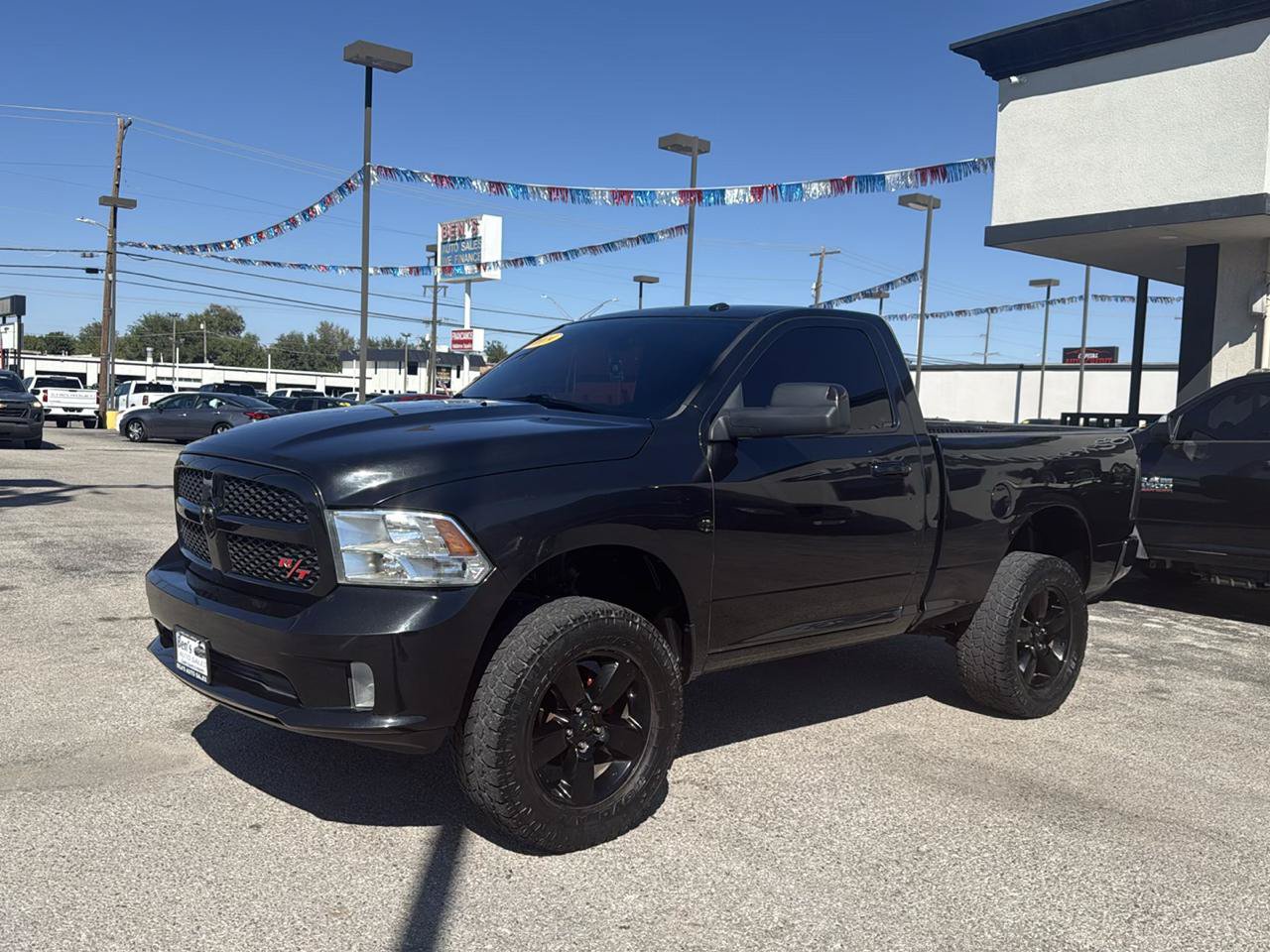 Used 2019 RAM 1500 Express w/ Express Value Package RWD image 2