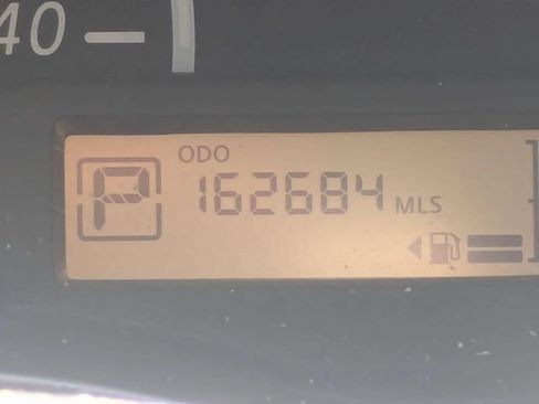 Used 2017 Nissan Versa S Plus FWD image 28