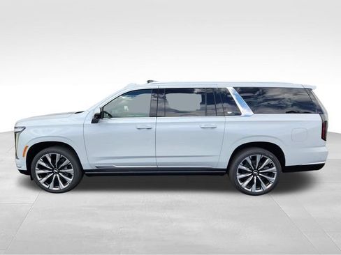 New 2026 Cadillac Escalade ESV Luxury w/ Touring Package AWD/4WD image 2