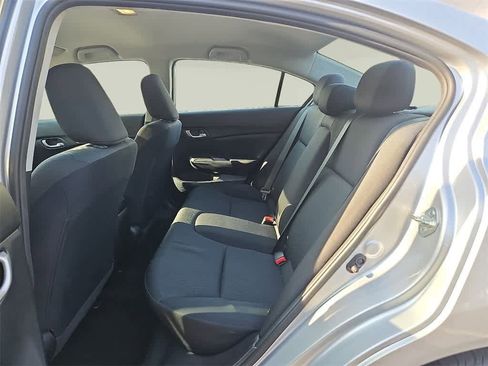 Used 2015 Honda Civic SE image 8