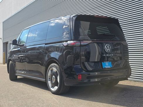 New 2025 Volkswagen ID. Buzz Pro S image 4
