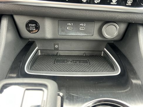 Certified 2026 Nissan Rogue SL FWD image 8