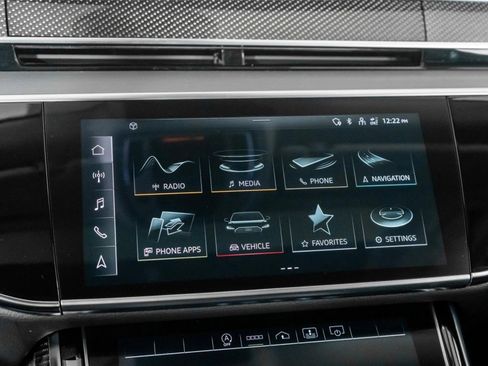 Used 2022 Audi S8 w/ S8 Executive Package image 43