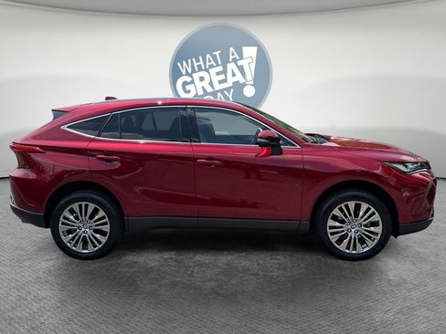 Certified 2023 Toyota Venza Limited AWD/4WD image 2