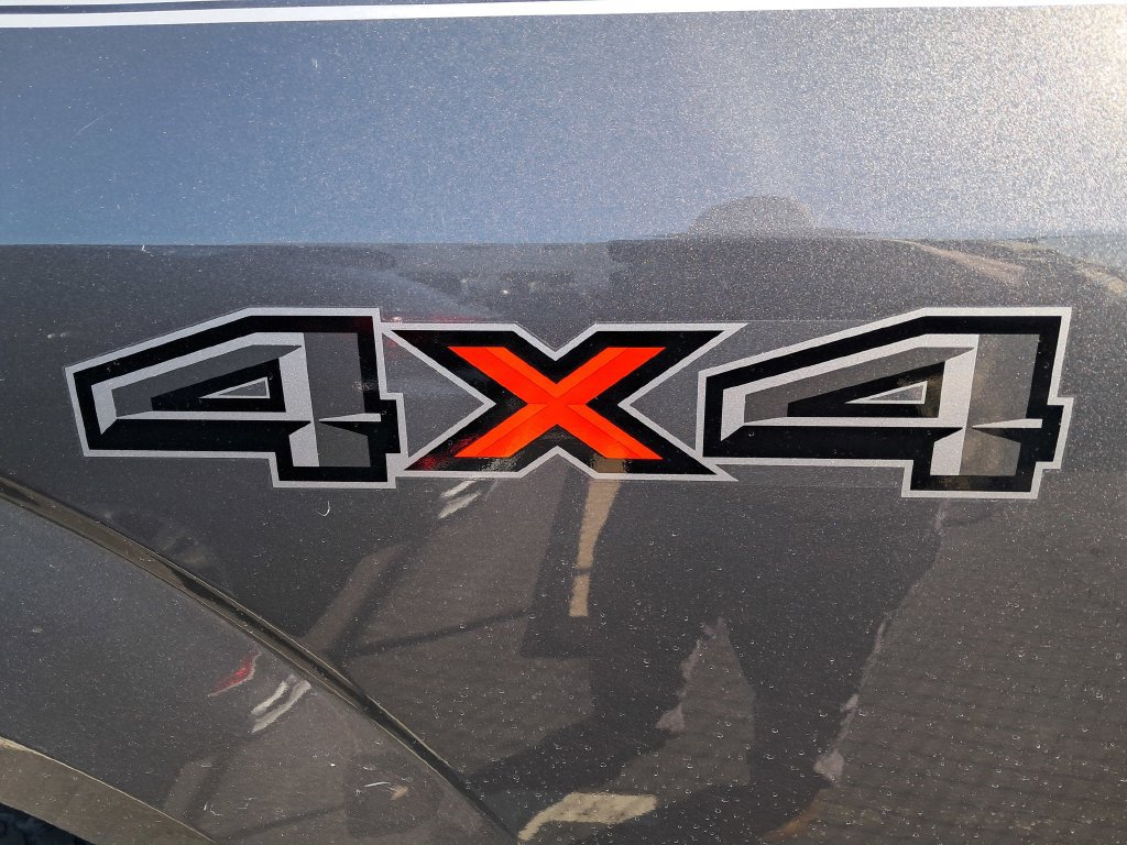 Used 2018 Ford F150 XLT w/ Equipment Group 302A Luxury AWD/4WD image 7