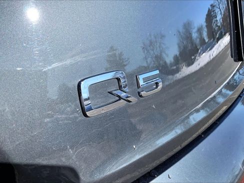 Used 2018 Audi Q5 2.0T Premium Plus w/ Premium Plus Package image 31