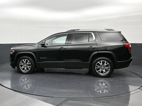 Used 2022 GMC Acadia SLT w/ Preferred Package FWD image 2
