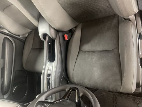 Used 2022 Honda HR-V EX image 14