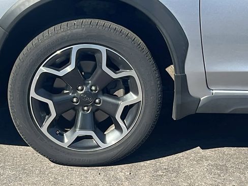 Used 2015 Subaru Crosstrek 2.0i Limited w/ Popular Package #2 image 9