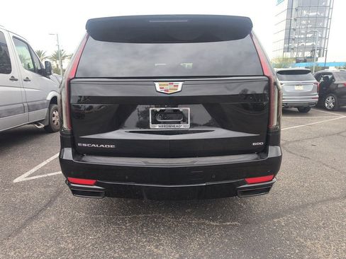 Certified 2022 Cadillac Escalade ESV Sport w/ Touring Package image 4