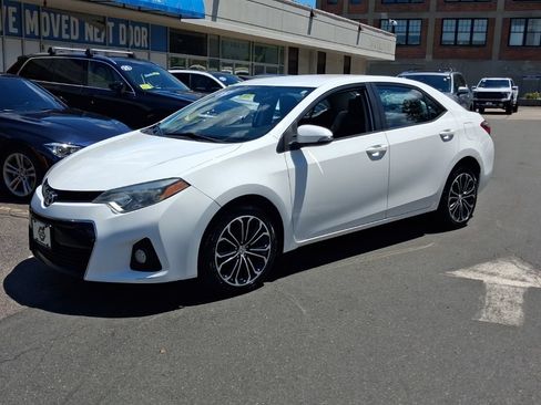 Used 2015 Toyota Corolla S FWD image 3
