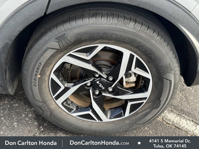 Used 2023 Kia Sportage LX FWD image 26