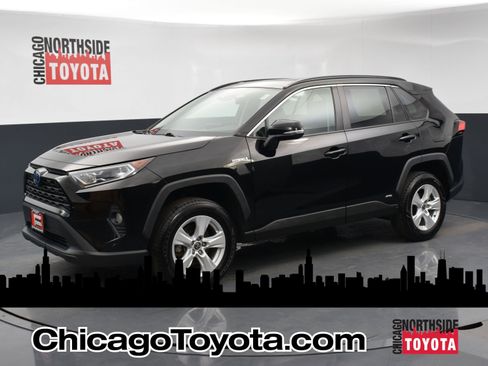 Used 2021 Toyota RAV4 XLE w/ Convenience Package image 1