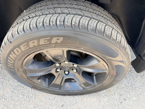 Used 2020 RAM 1500 Big Horn AWD/4WD image 16