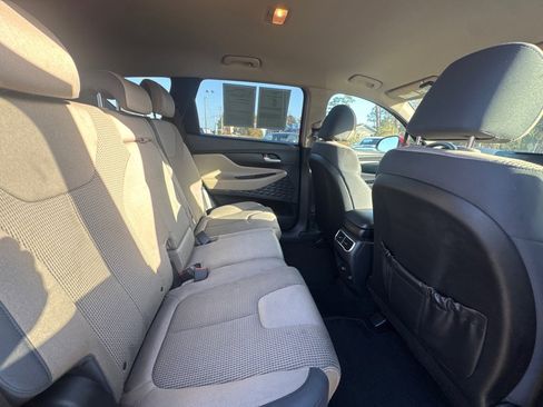Used 2021 Hyundai Santa Fe SEL image 9