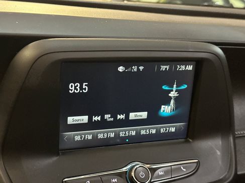 Used 2017 Chevrolet Camaro LT RWD image 17
