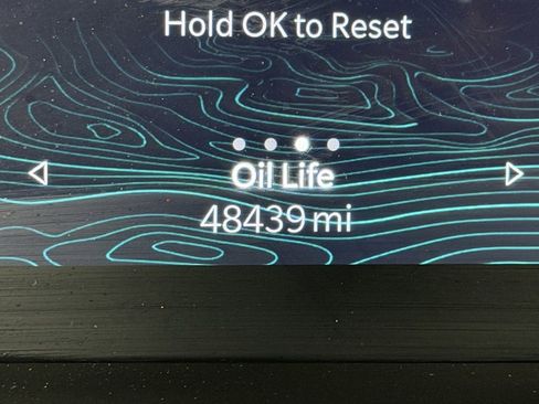 Used 2022 Jeep Grand Cherokee Limited 4xe w/ Luxury Tech Group II image 16