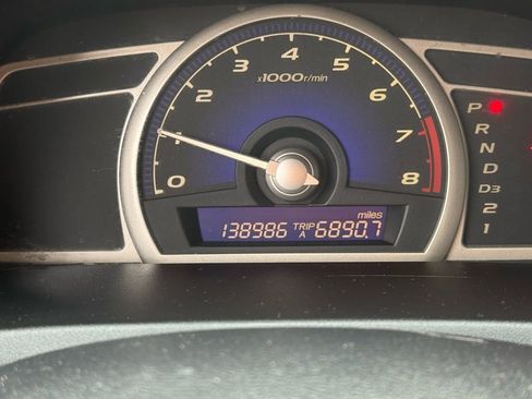 Used 2010 Honda Civic LX image 13