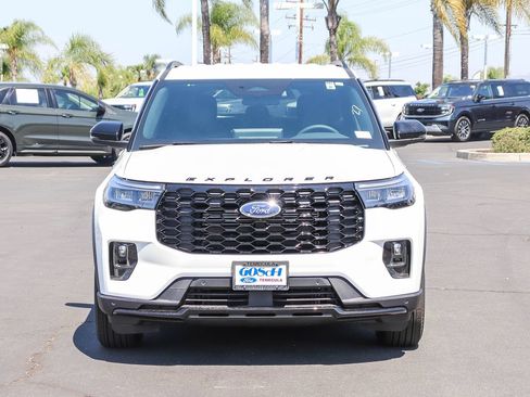 New 2026 Ford Explorer ST-Line RWD image 2